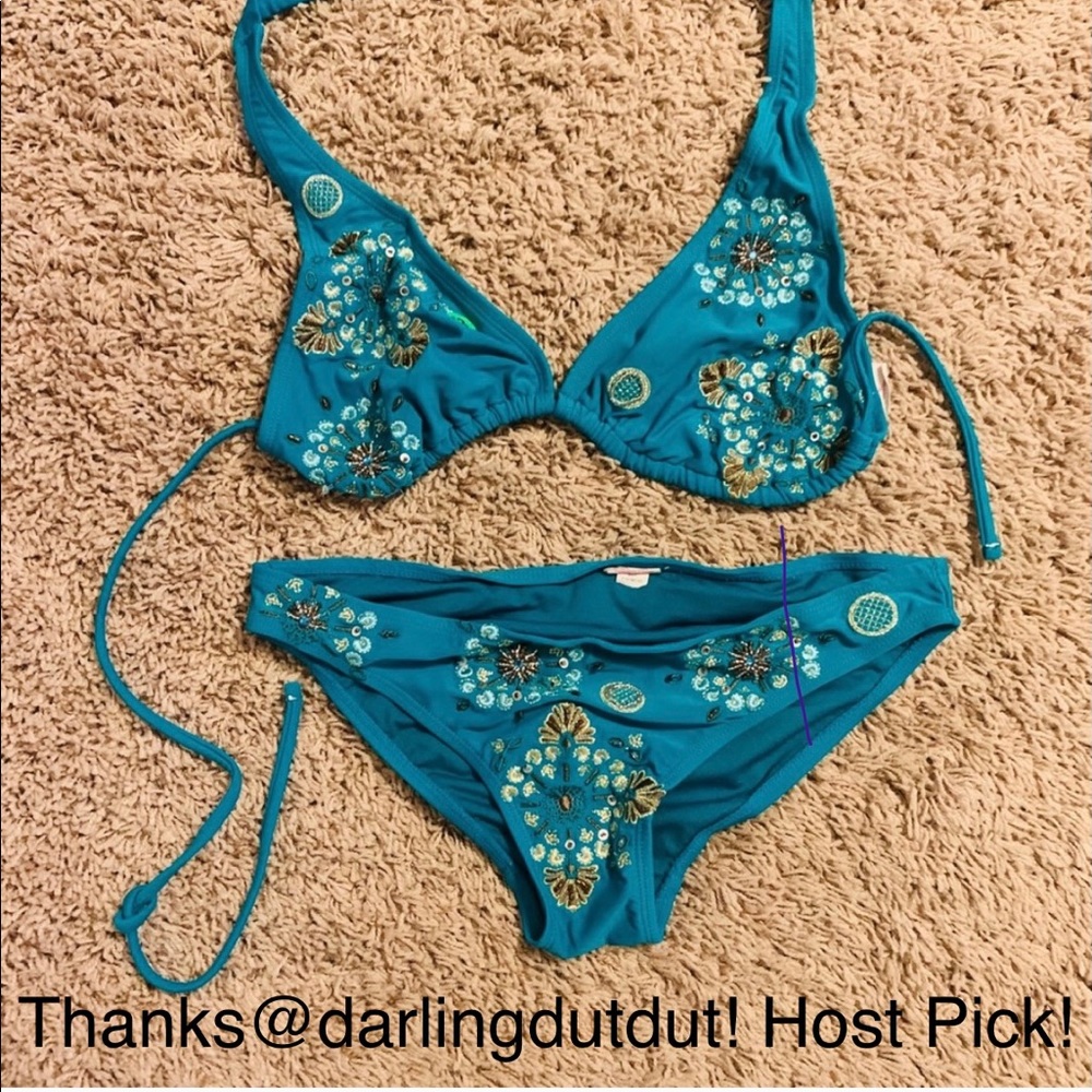 ❤️Teal bikini with gold embossed patterns